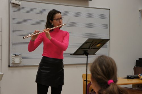 Zuška uvedla seminář pro děti | i koncert pro flétnu a klavír