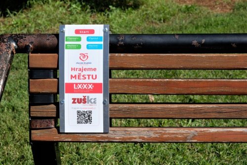 Ke Dni dětí | město opět rozezní hudební lavičky Základní umělecké školy