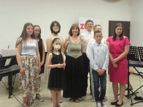 Hudební cestování | s netradičními hudebními nástroji