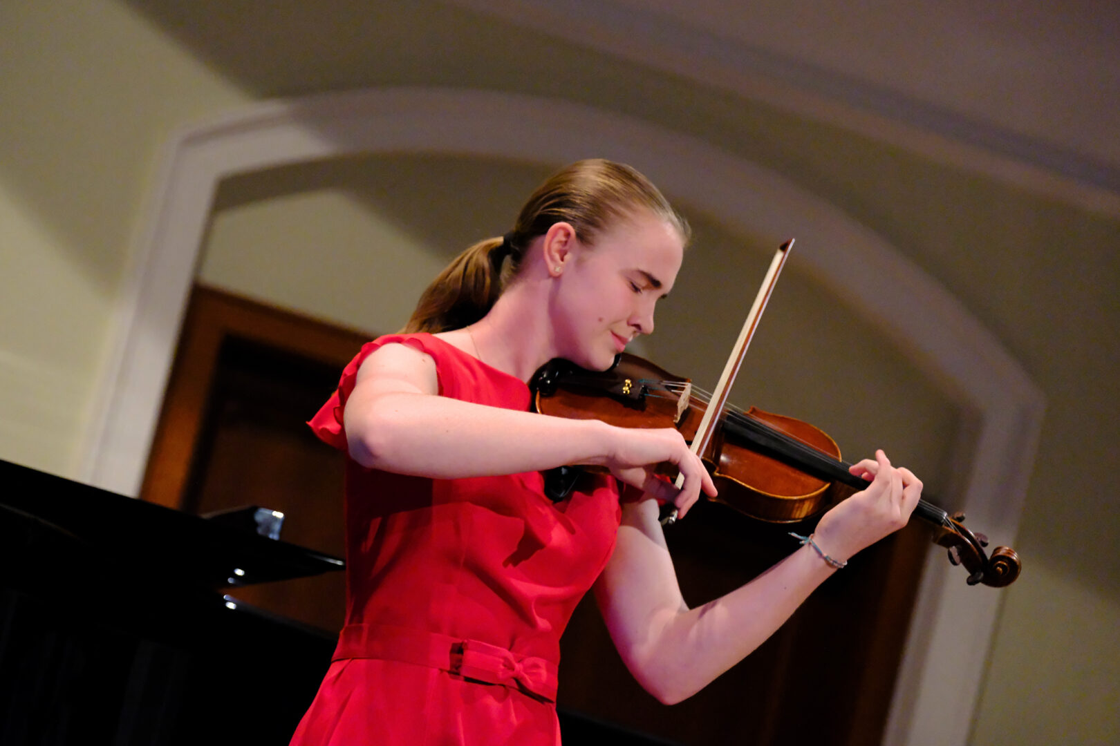 Tereza Holáňová: O houslích nalezených na půdě Tereza Holáňová: O houslích nalezených na půdě
